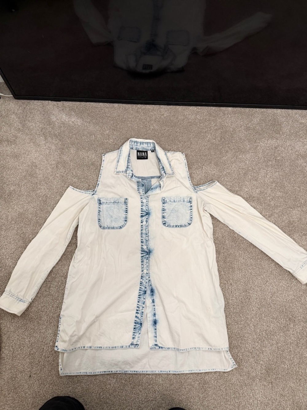 NaNa White Light-Wash Cold-Shoulder Denim Tunic